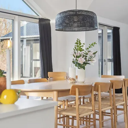 Modern Met Bijgebouw En 10 Bedden Vakantiehuis *