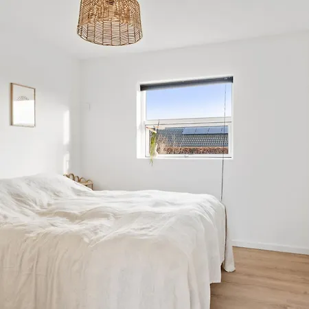 Сasa de vacaciones Modern With Annex And 10 Beds