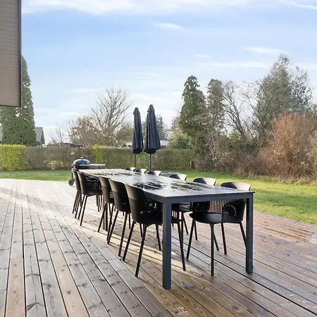 بيت للعطل Modern With Annex And 10 Beds *